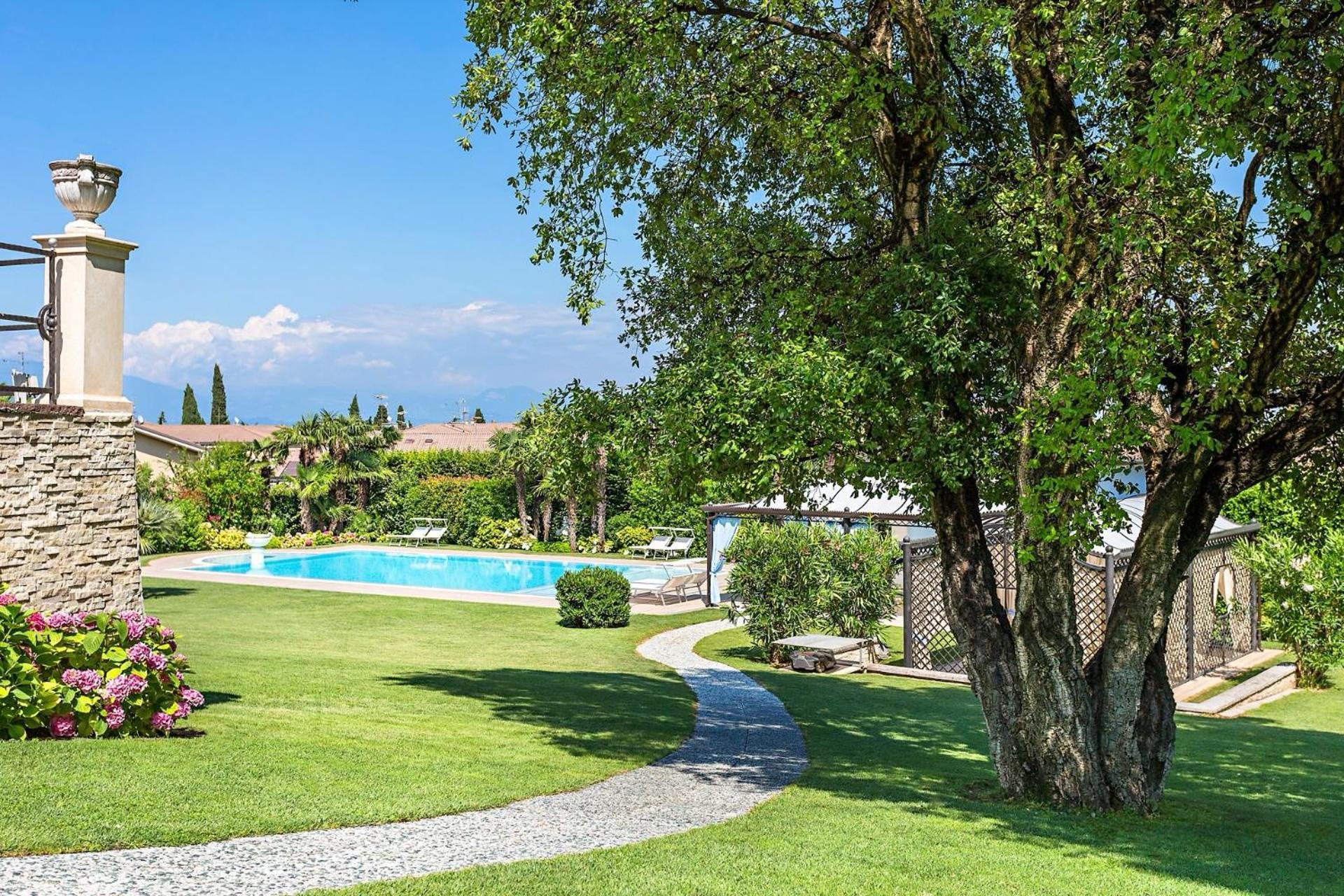 Villa Angela - Italian Homing Десенцано дел Гарда Екстериор снимка